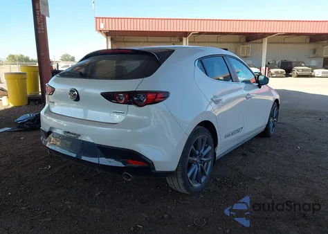 2020 Mazda Mazda3 z USA, uszkodzony, nr VIN JM1BPALM4L1159840